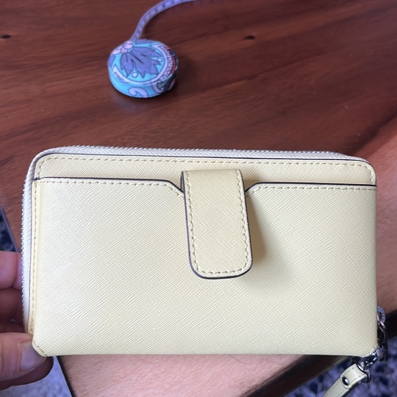 MICHAEL KORS WRISTLET - Picture 3 of 5